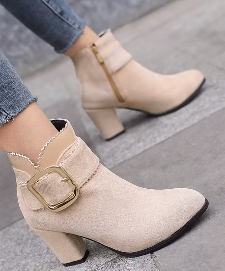 Trendy Comfort Medium High Heels Women&prime; S Leather Boots