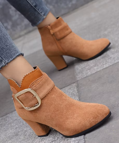 Trendy Comfort Medium High Heels Women&prime; S Leather Boots